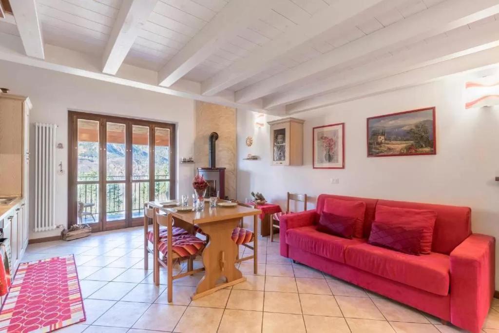 Casa Vacanze Rosalba Ferraro di Monte Baldo Exterior foto