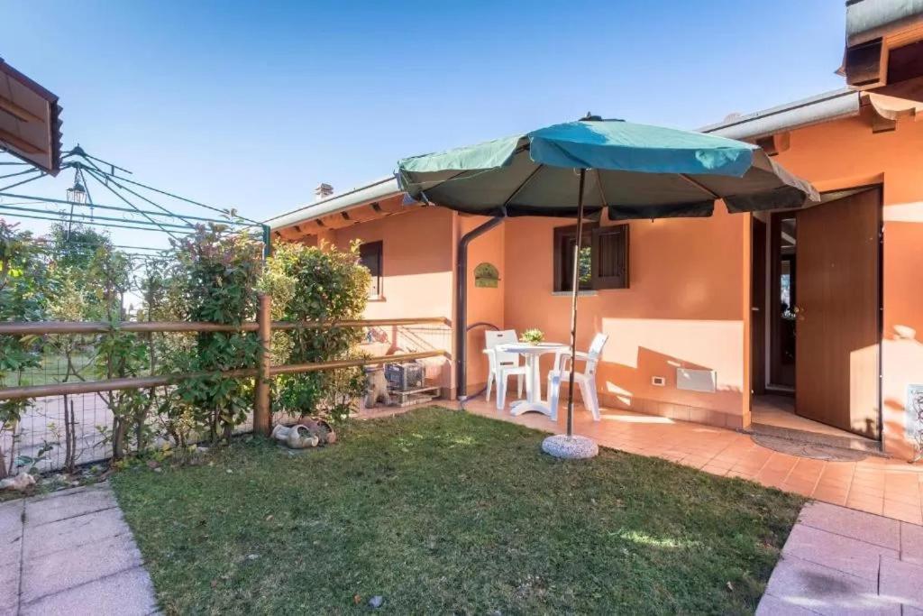 Casa Vacanze Rosalba Ferraro di Monte Baldo Exterior foto
