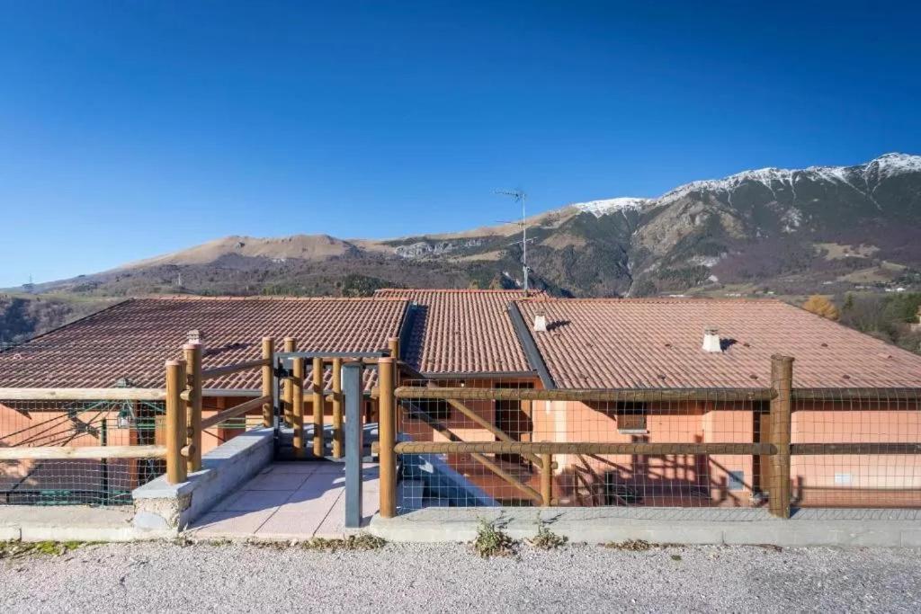 Casa Vacanze Rosalba Ferraro di Monte Baldo Exterior foto