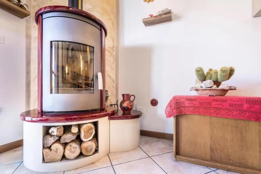 Casa Vacanze Rosalba Ferraro di Monte Baldo Exterior foto
