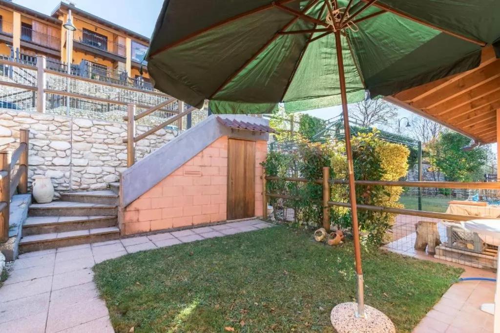 Casa Vacanze Rosalba Ferraro di Monte Baldo Exterior foto