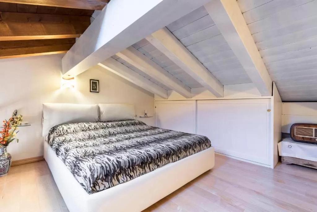 Casa Vacanze Rosalba Ferraro di Monte Baldo Exterior foto